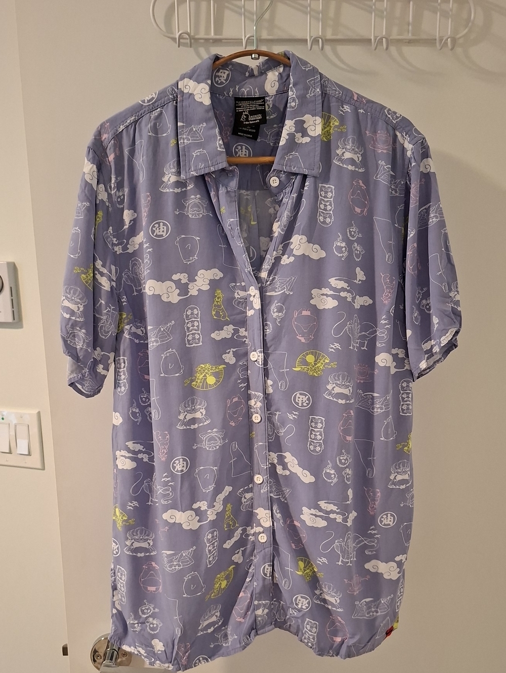Studio Ghibli 'Spirited Away' Flowy Lavender Resort-style Camp Shirt (Size M)